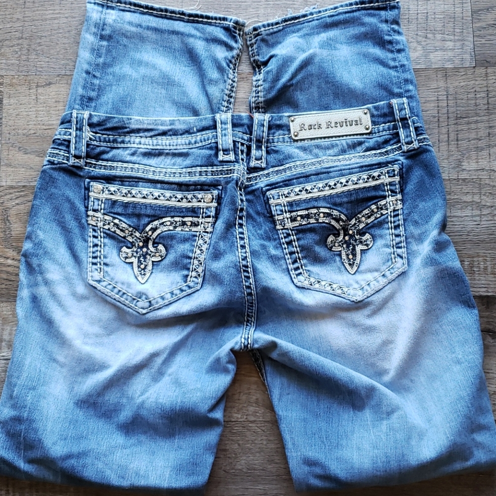 Rock Revivals, SZ 33
